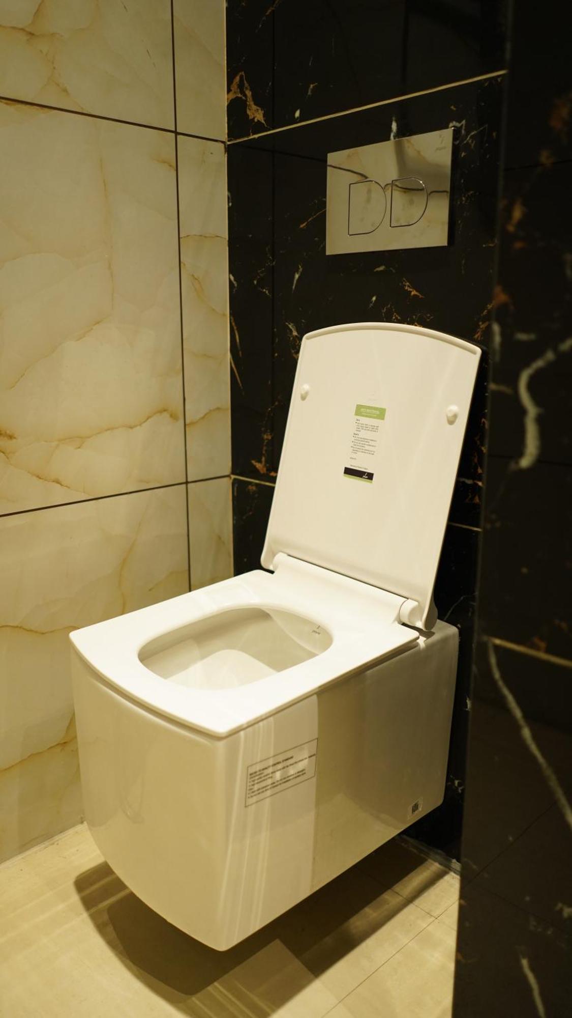 Hotel Silver Pearl Aligarh Exterior photo